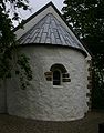 Apsis (Tved Kirke).JPG