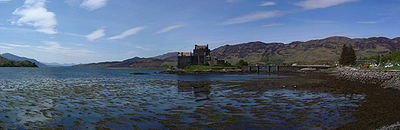 Panorama Eilean Donan Castle 2005-05-14.jpg