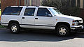 1999 Holden Suburban K8 1500 LS (Side view) 1.jpg